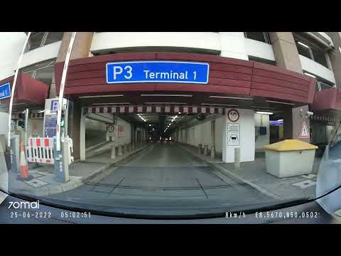 Parken am P3 Terminal 1 Frankfurter Flughafen / Frankfurt Airport